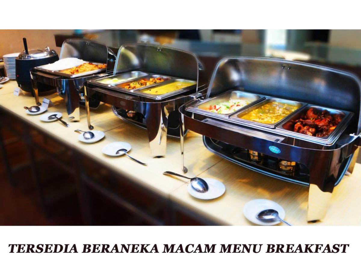 Merpati Hotel Pontianak Εξωτερικό φωτογραφία