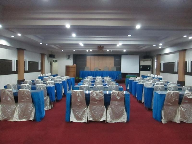 Merpati Hotel Pontianak Εξωτερικό φωτογραφία